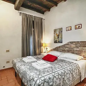 Vicolo Del Bologna , Rome Italy